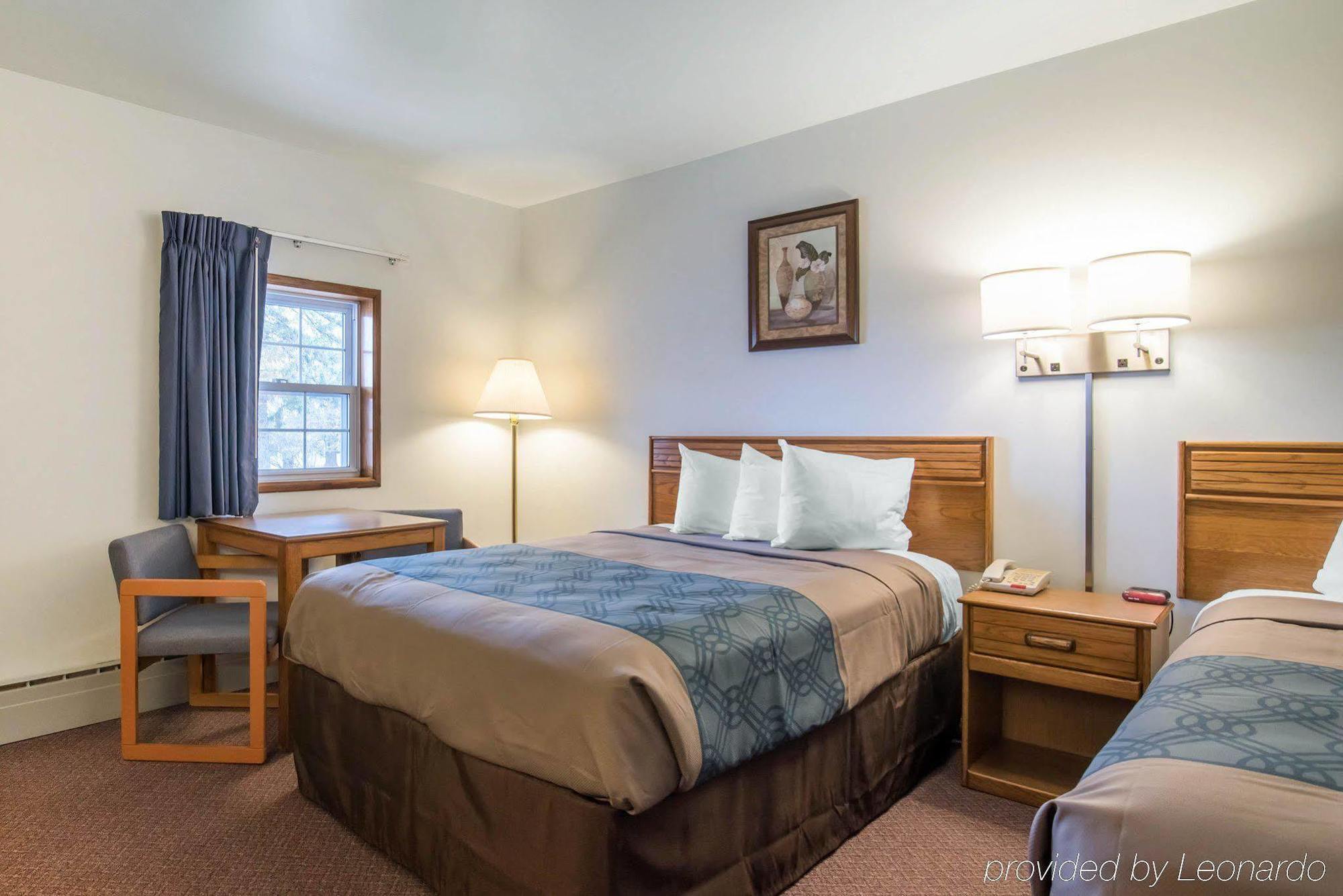 Econo Lodge Saint Albans Zewnętrze zdjęcie