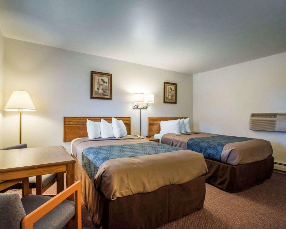 Econo Lodge Saint Albans Zewnętrze zdjęcie
