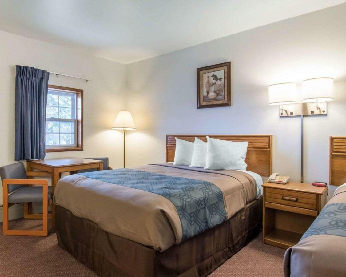 Econo Lodge Saint Albans Zewnętrze zdjęcie